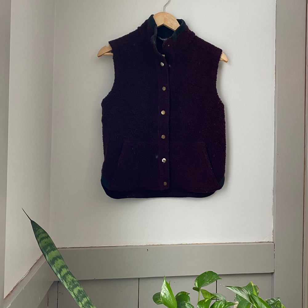 Sherpa wool vest